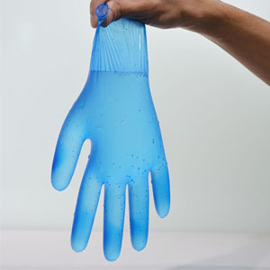 What is the powder used in vinyl gloves