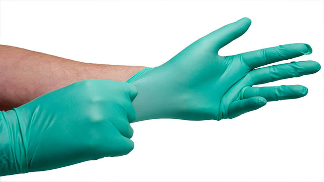 Advantages of Using Nitrile Exam Gloves